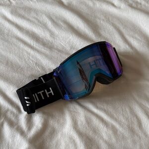 BRAND NEW - SMITH Squad MAG